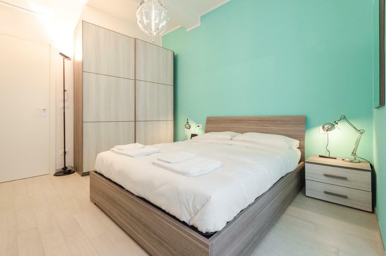 Le Torri Suite, Davanzale Vista Due Torri Bologna Kültér fotó